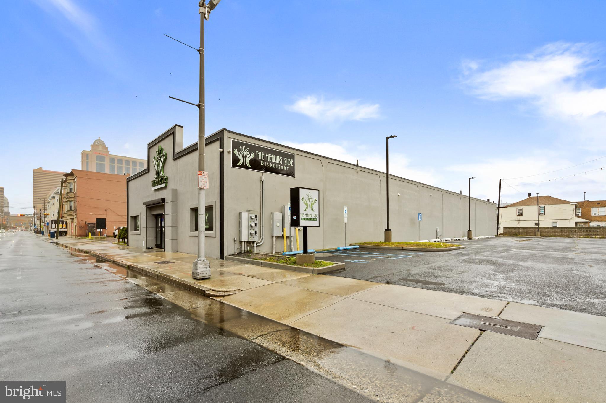 2409-2415 PACIFIC AVENUE