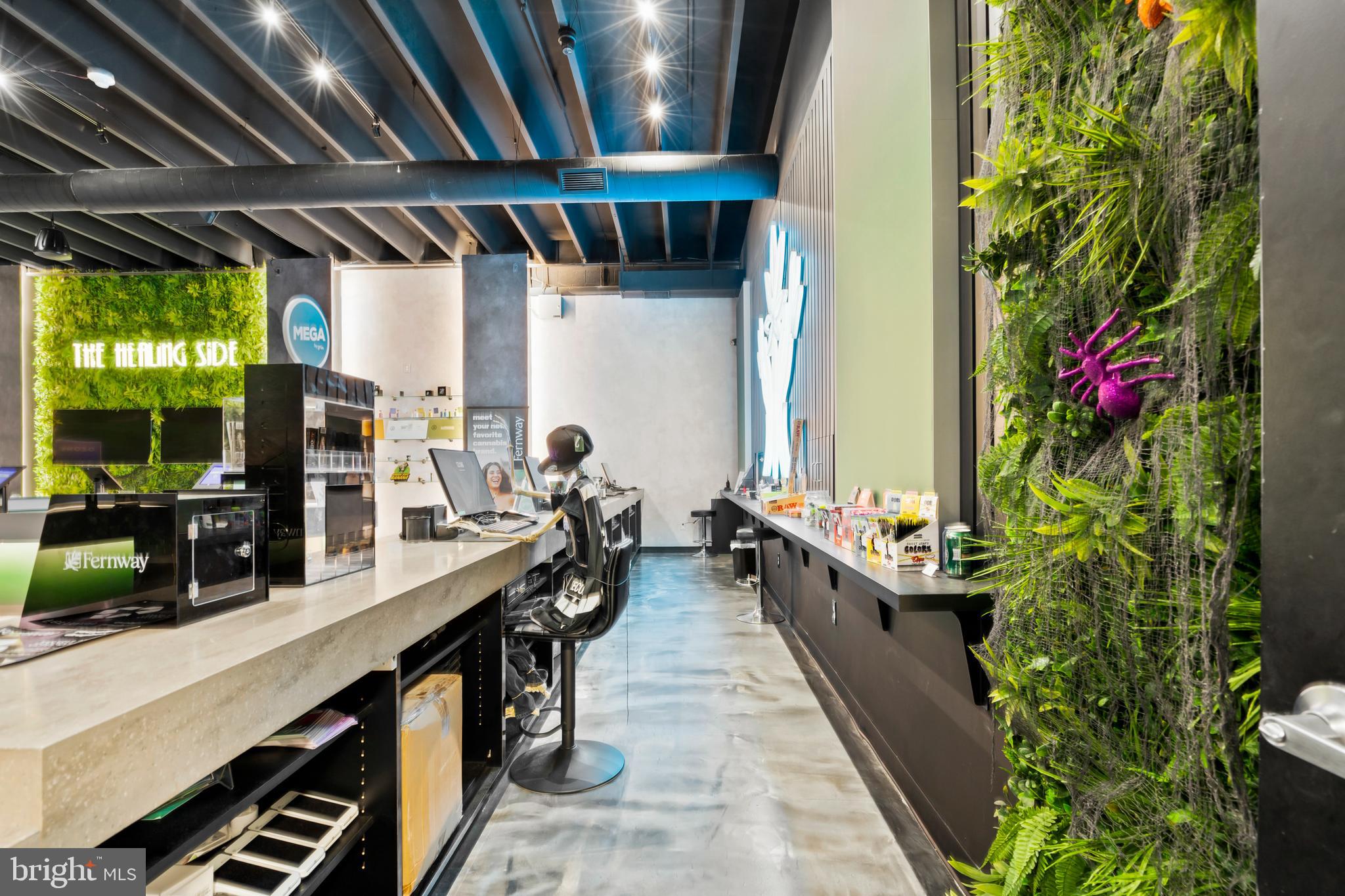 2409-2415 PACIFIC AVENUE