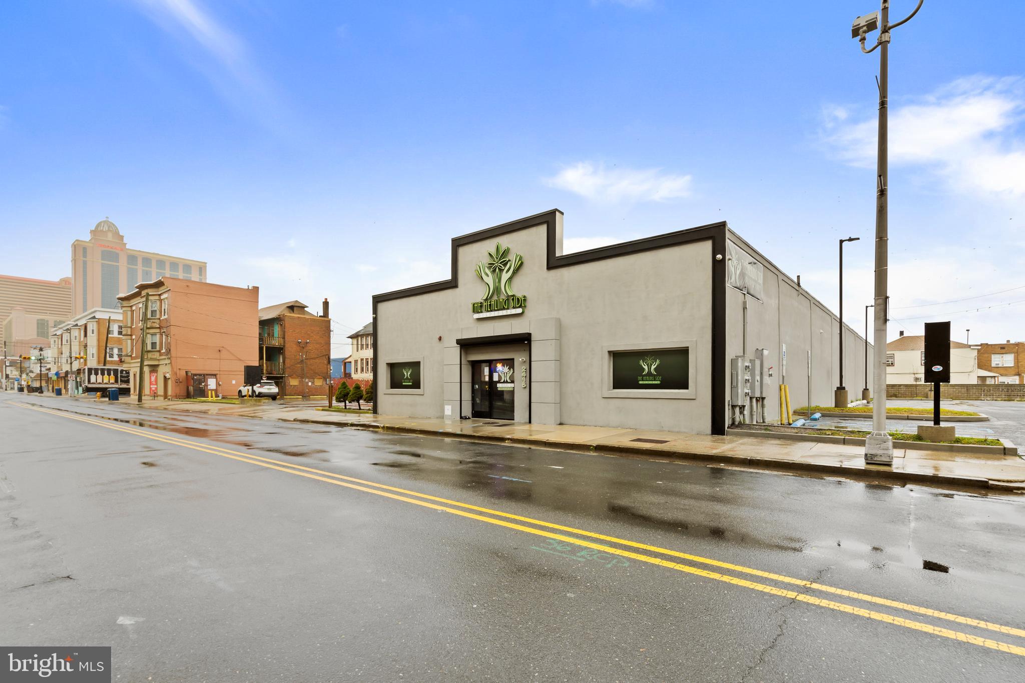 2409-2415 PACIFIC AVENUE