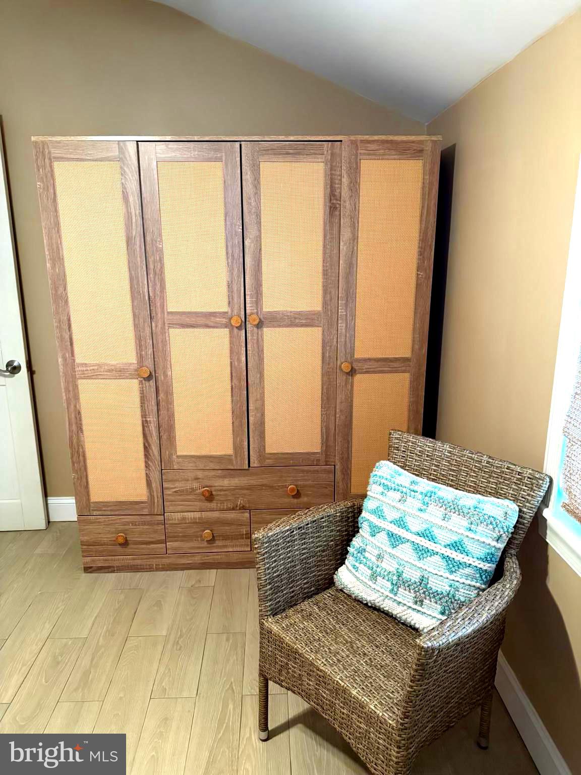 108 N SUFFOLK AVENUE