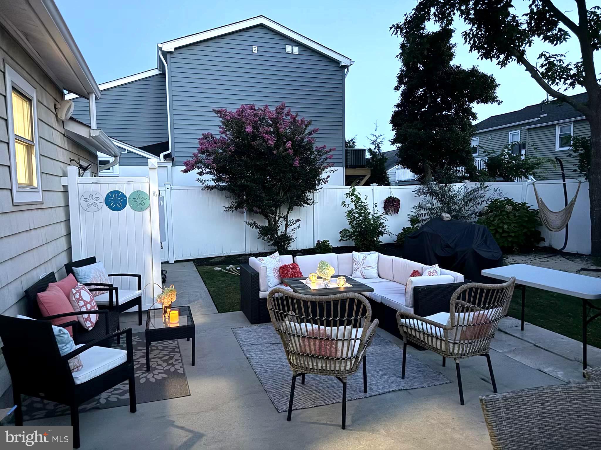 108 N SUFFOLK AVENUE