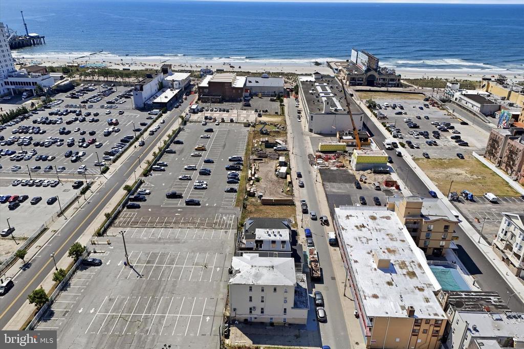 141 S OCEAN AVENUE