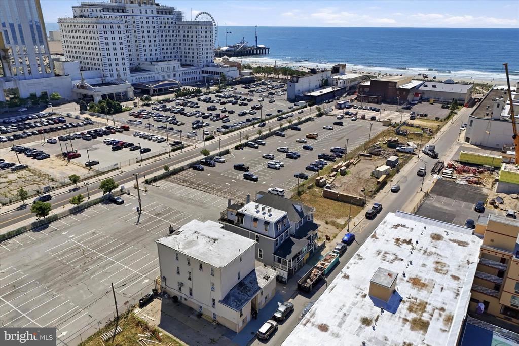 141 S OCEAN AVENUE