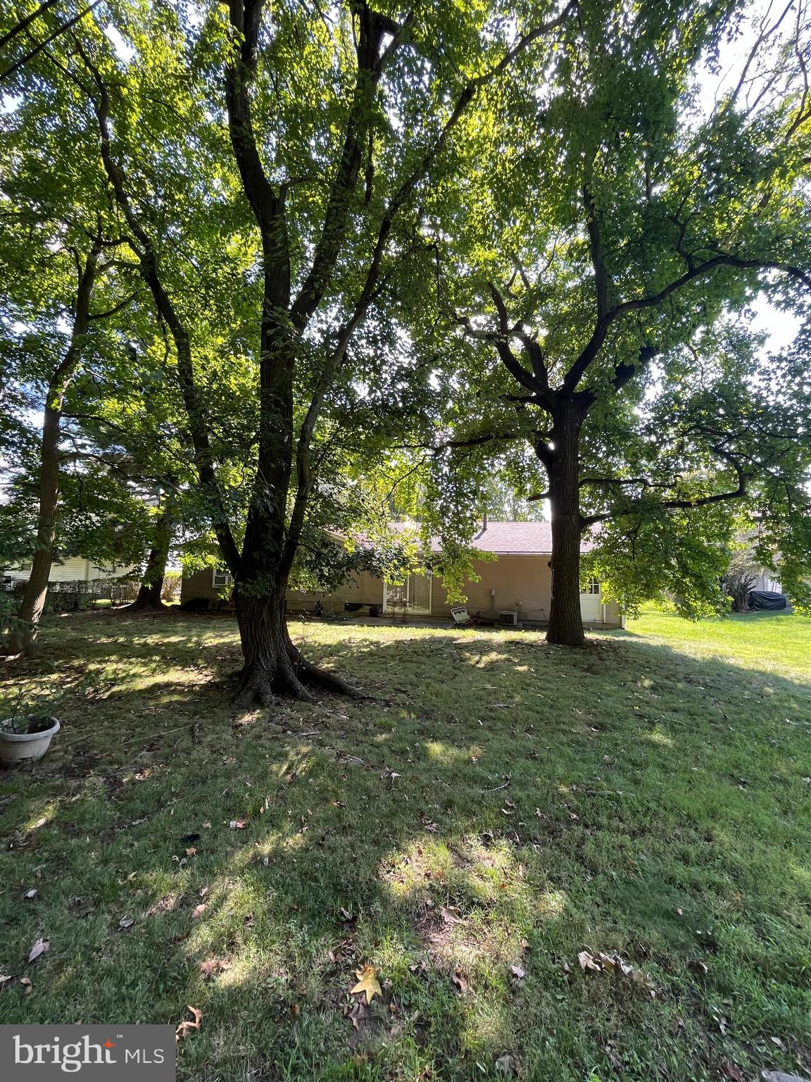 12 E Stokes Rd