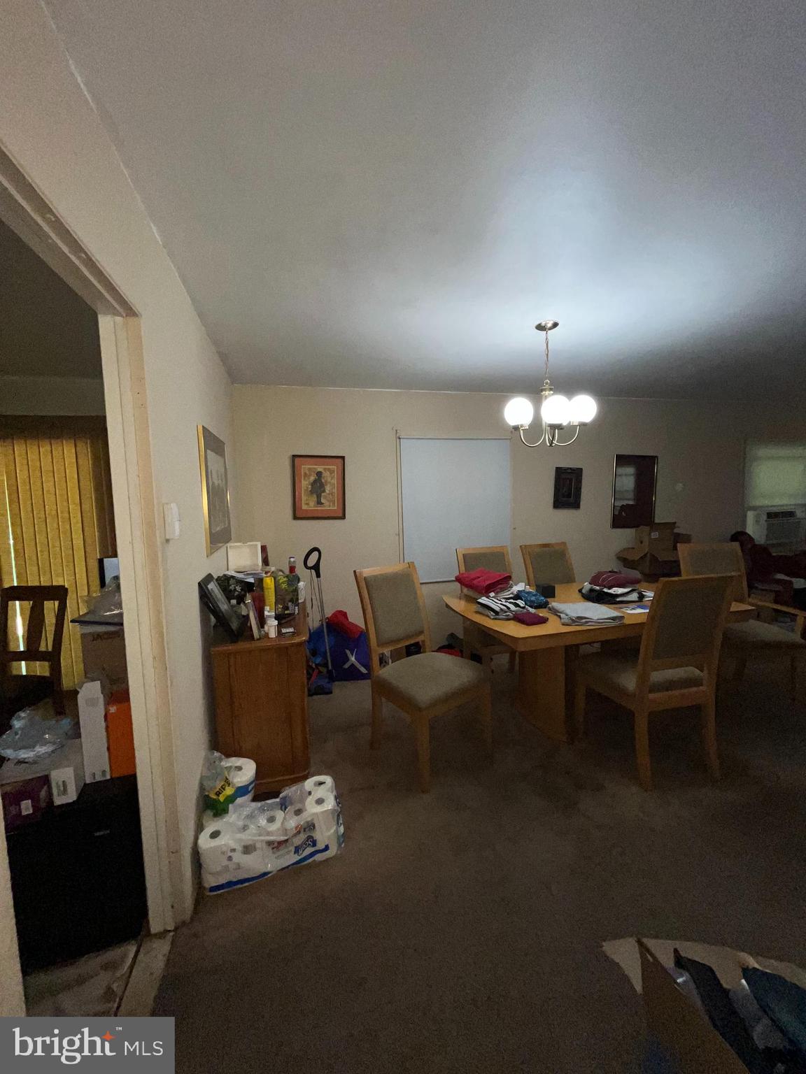 12 E Stokes Rd
