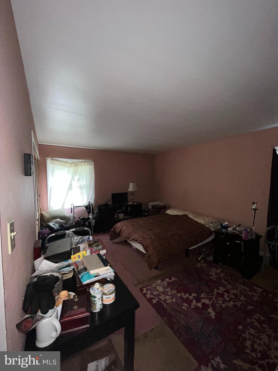 12 E Stokes Rd