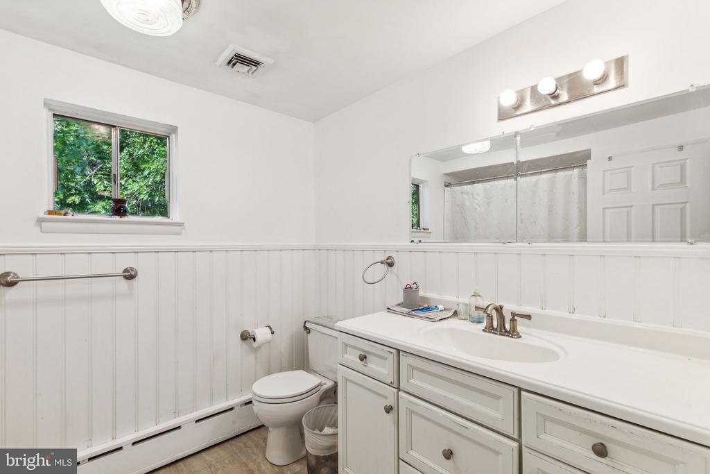 411 Kathleen Ave