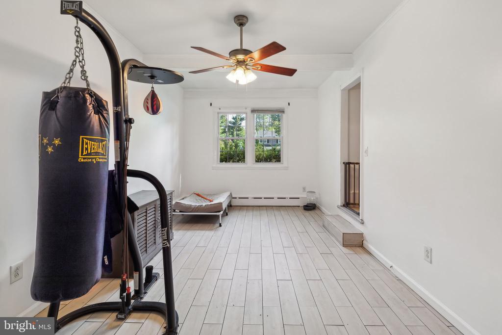 411 Kathleen Ave