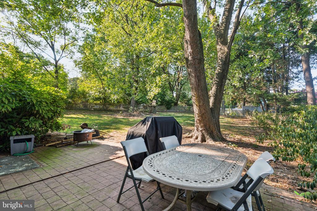 411 Kathleen Ave