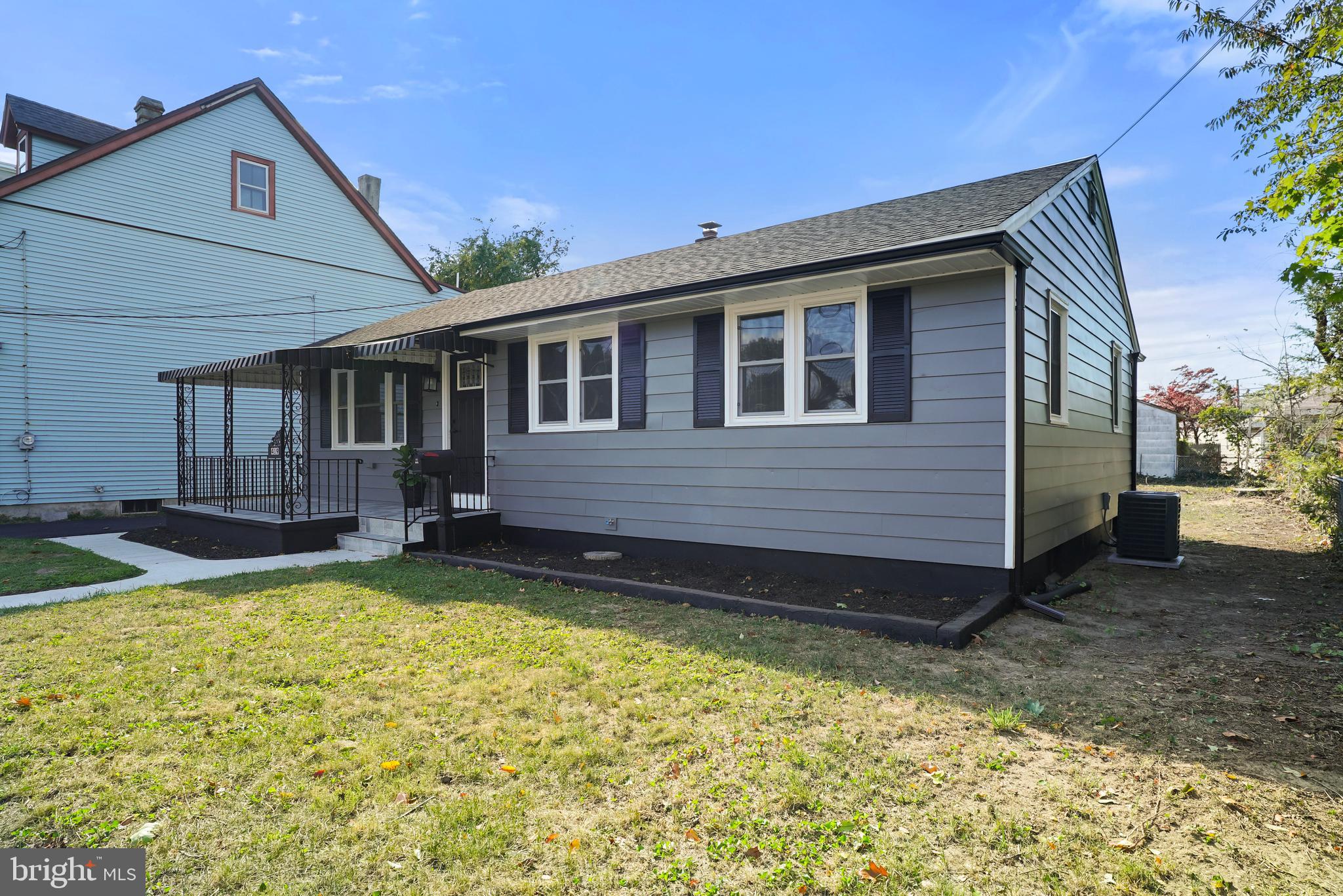 419 Magnolia St