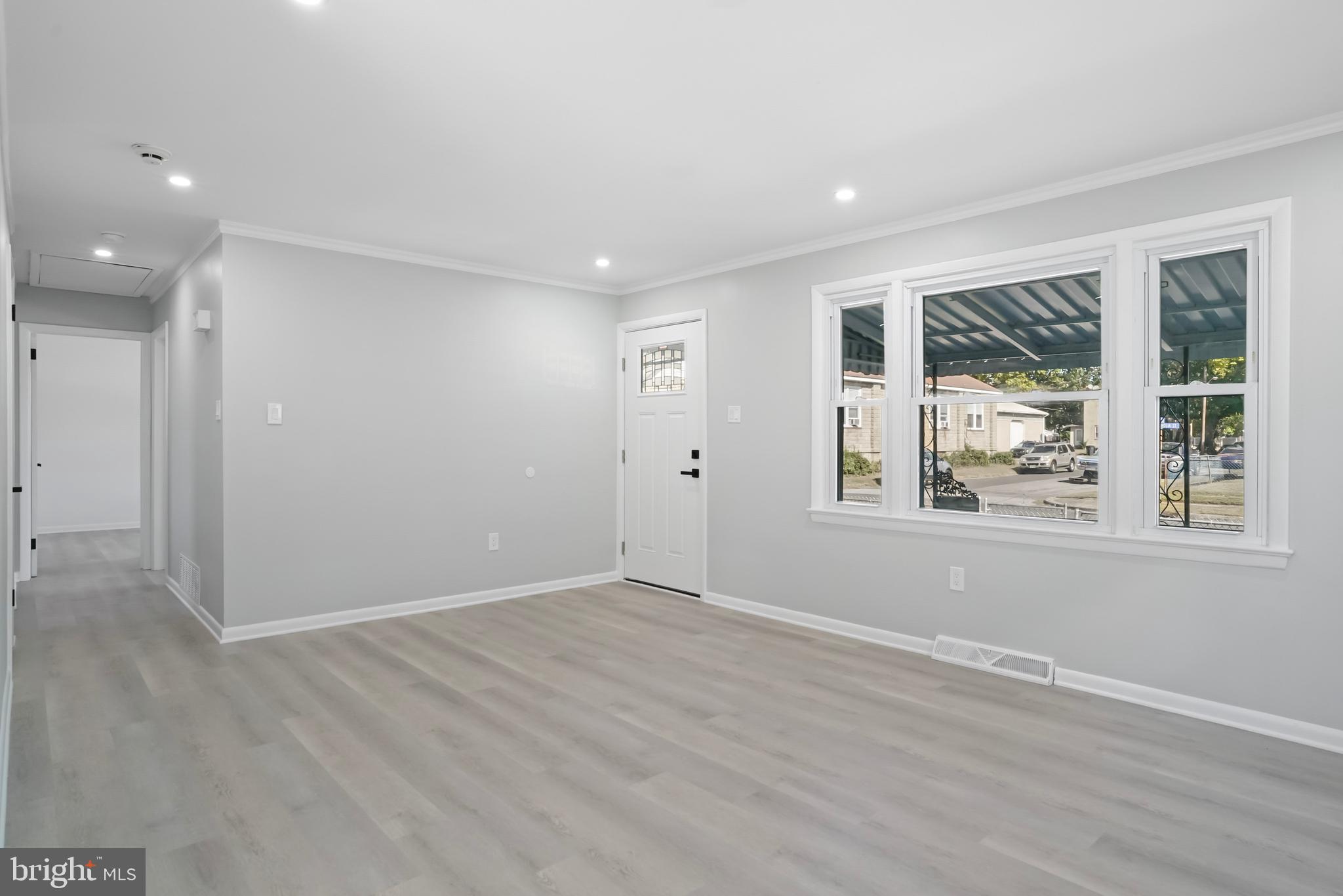 419 Magnolia St