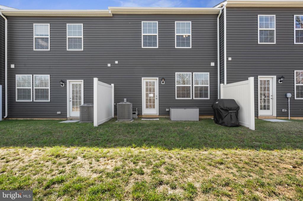 79 Alexander Way