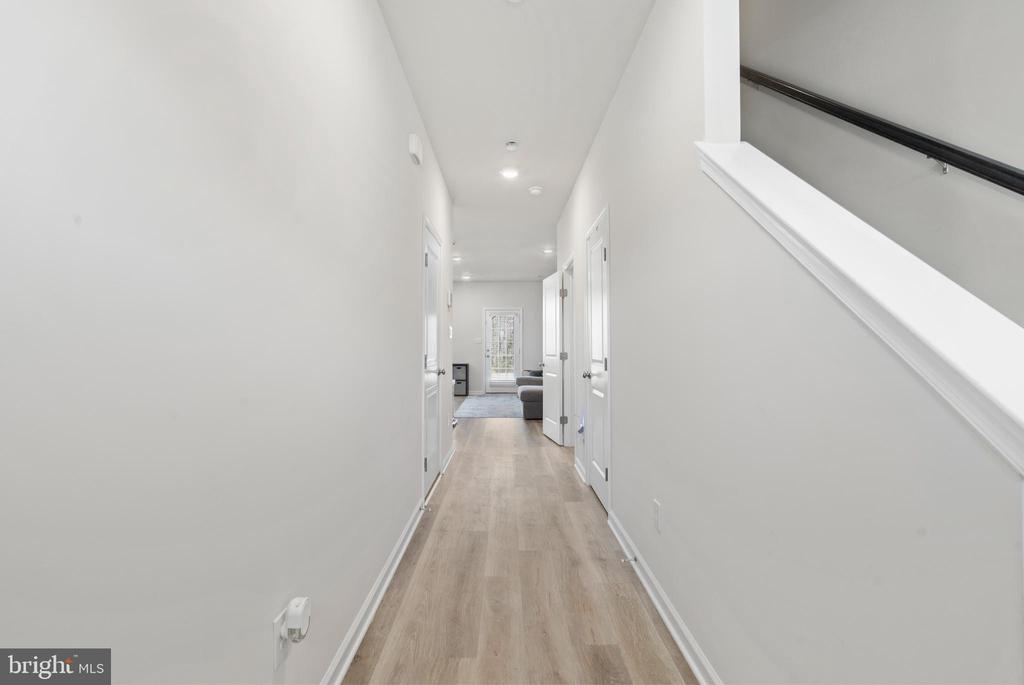 79 Alexander Way