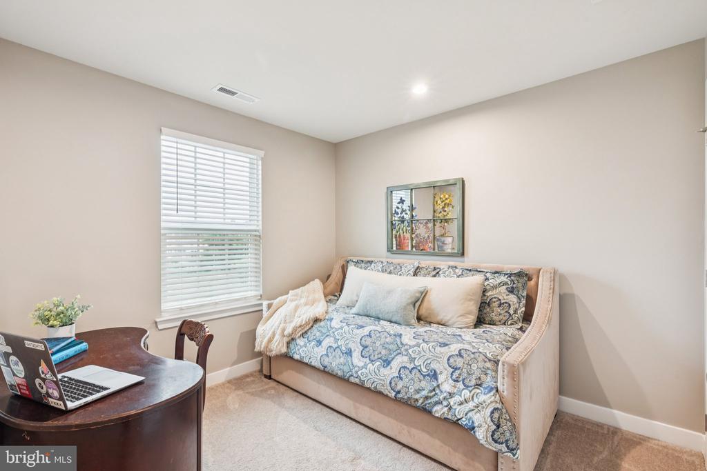156 HELEN DRIVE