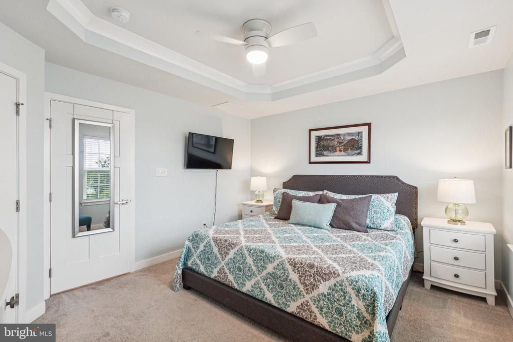 156 HELEN DRIVE