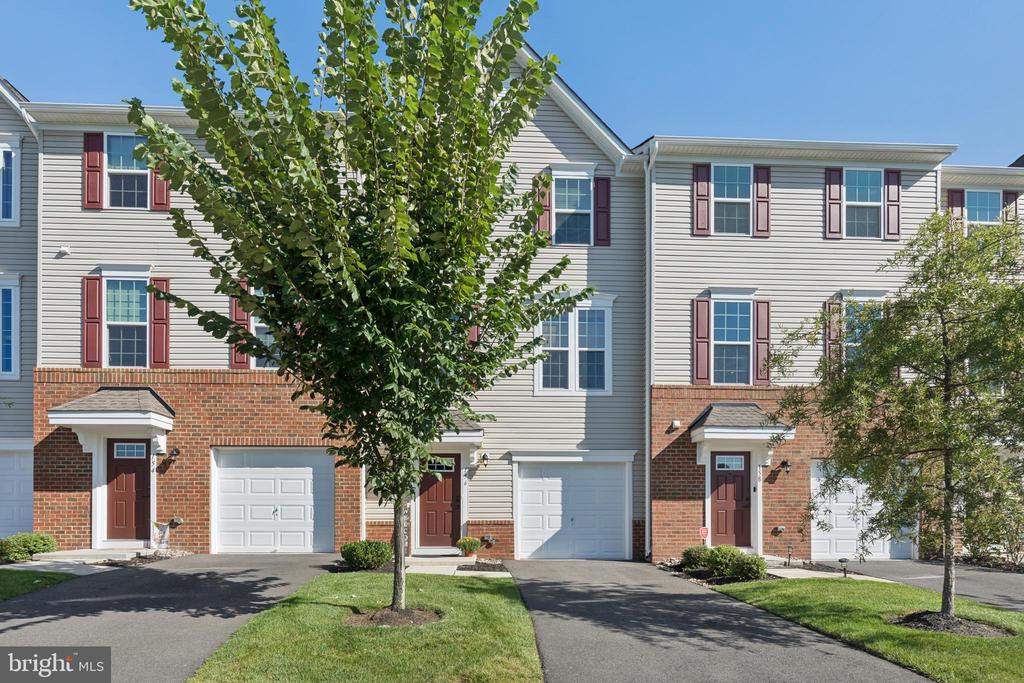 156 HELEN DRIVE