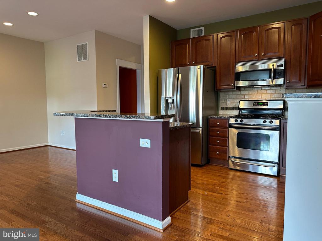 16 PEPPERMINT DRIVE