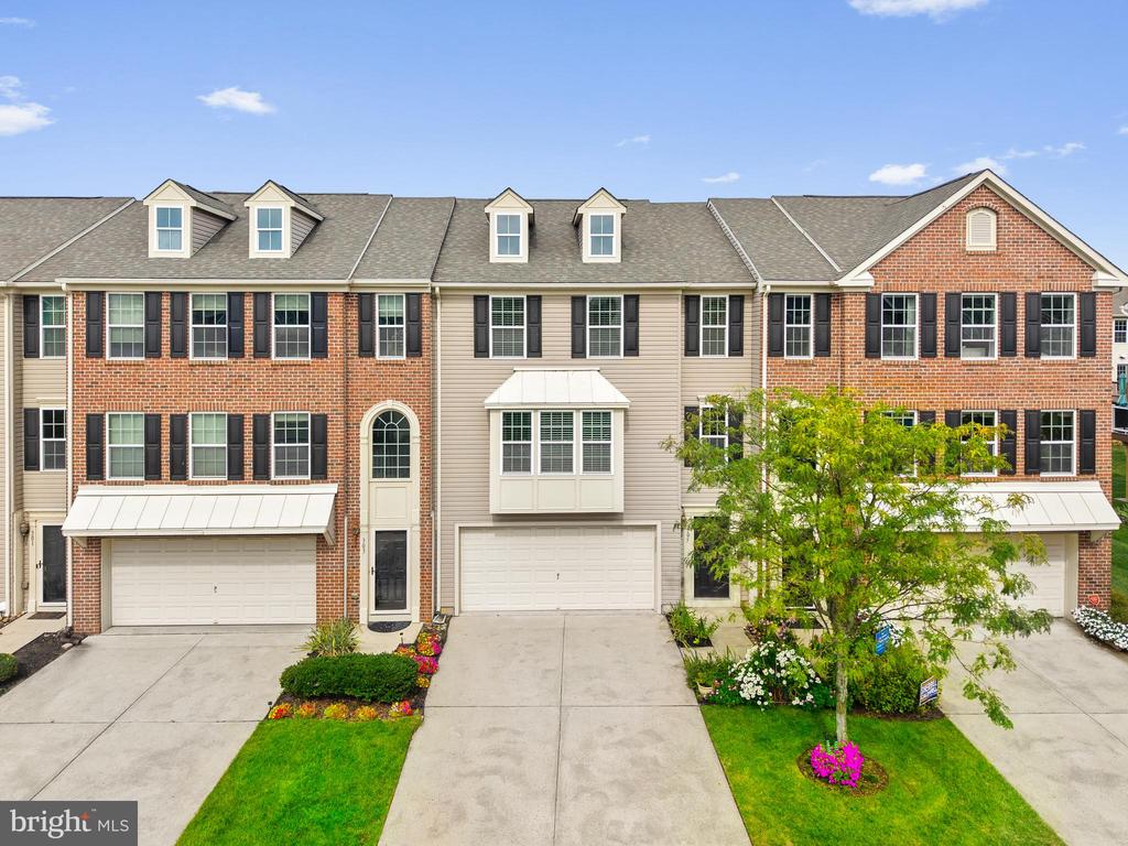 305 NATHAN DRIVE