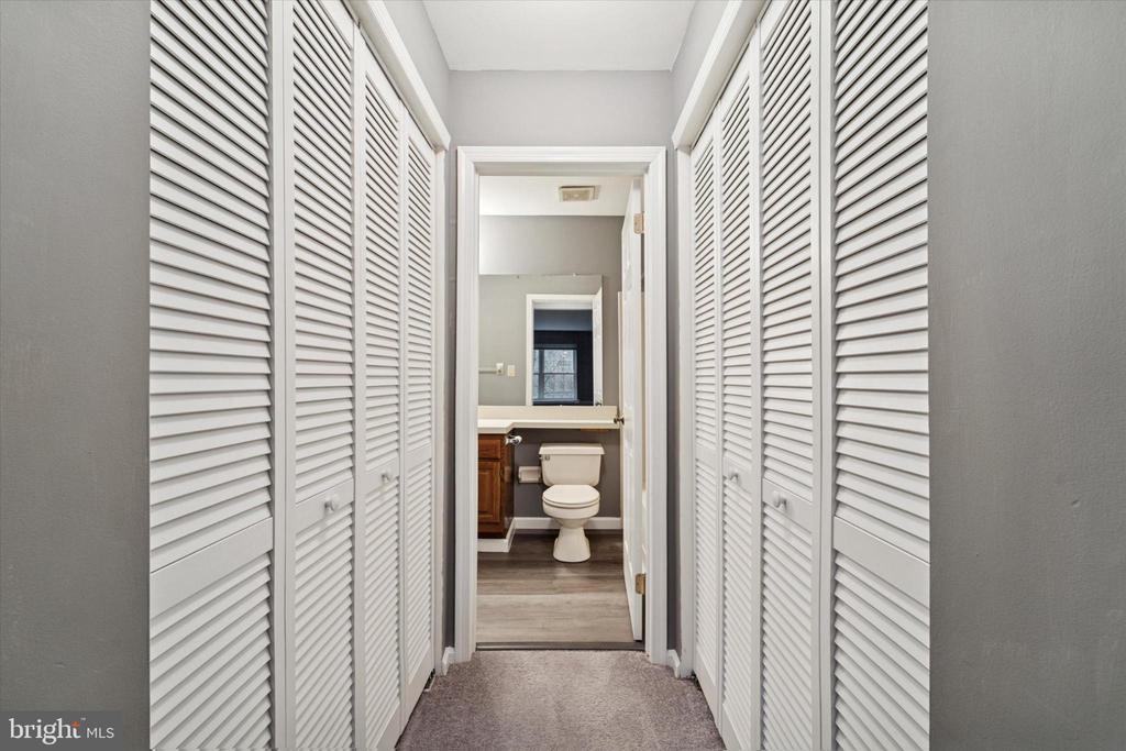 606 OSWEGO COURT