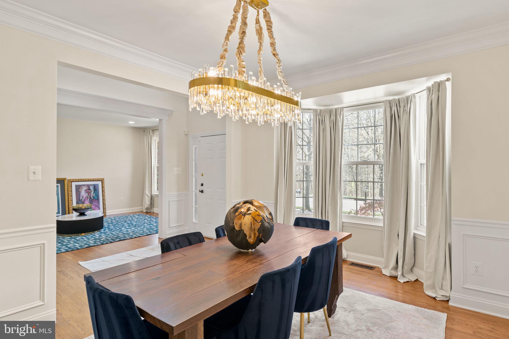 112 HILLSIDE LANE
