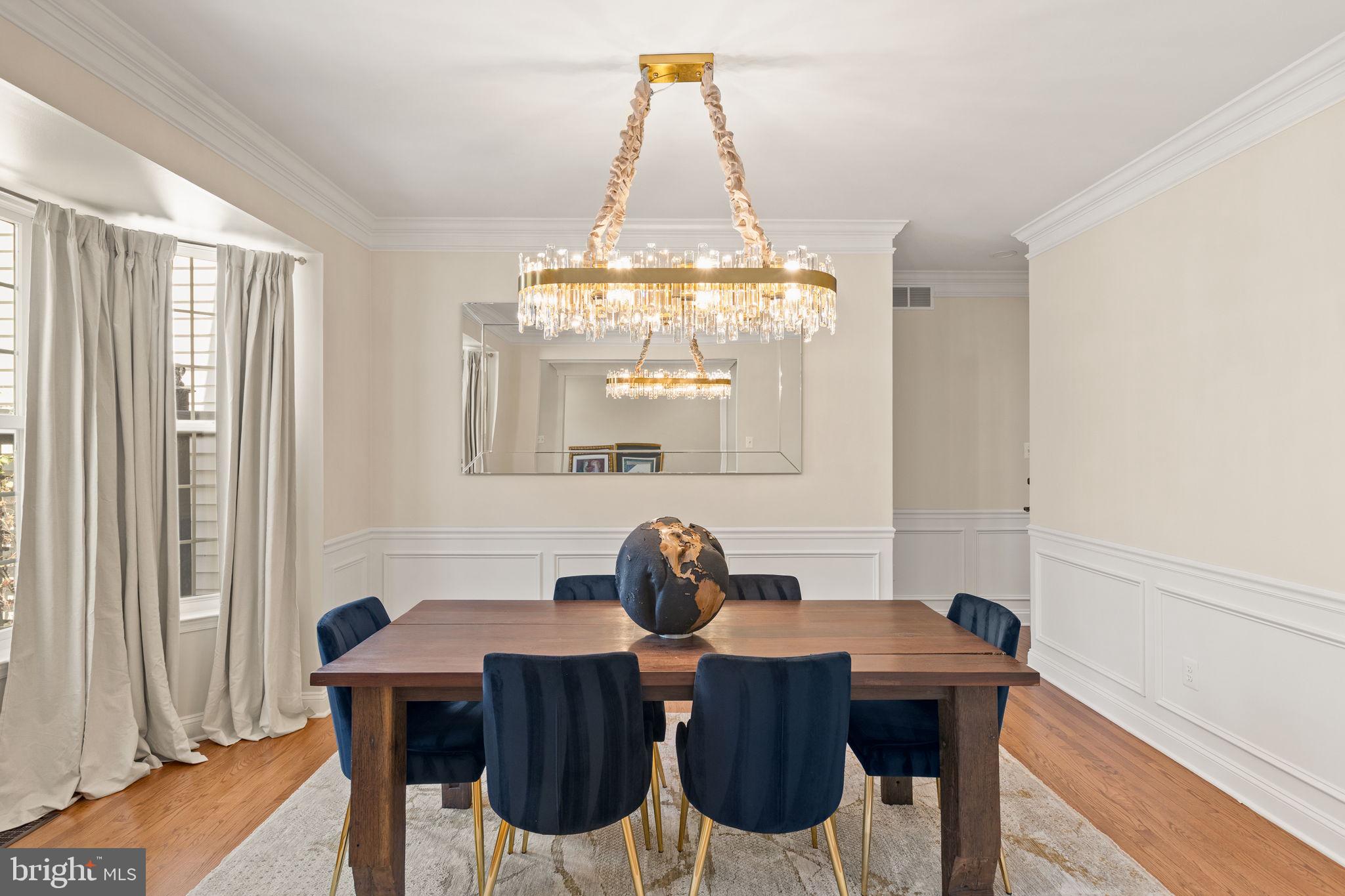 112 HILLSIDE LANE