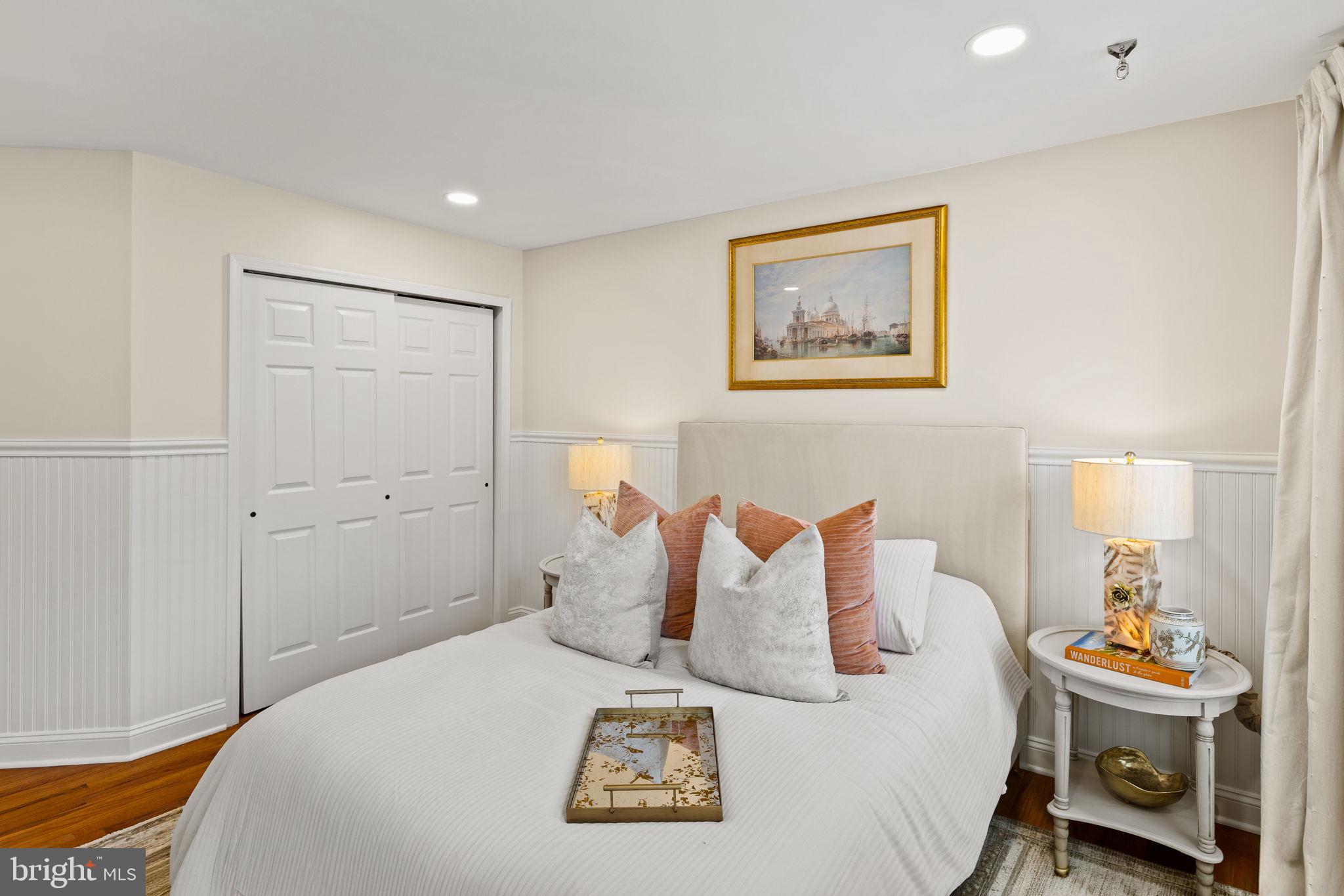 112 HILLSIDE LANE