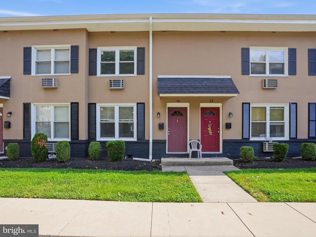 101 E CAMDEN AVENUE Unit: 16