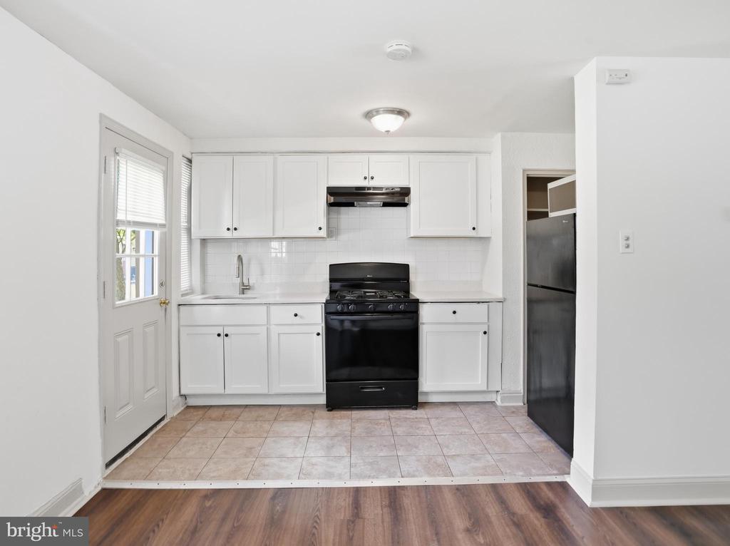 101 E CAMDEN AVENUE Unit: 16