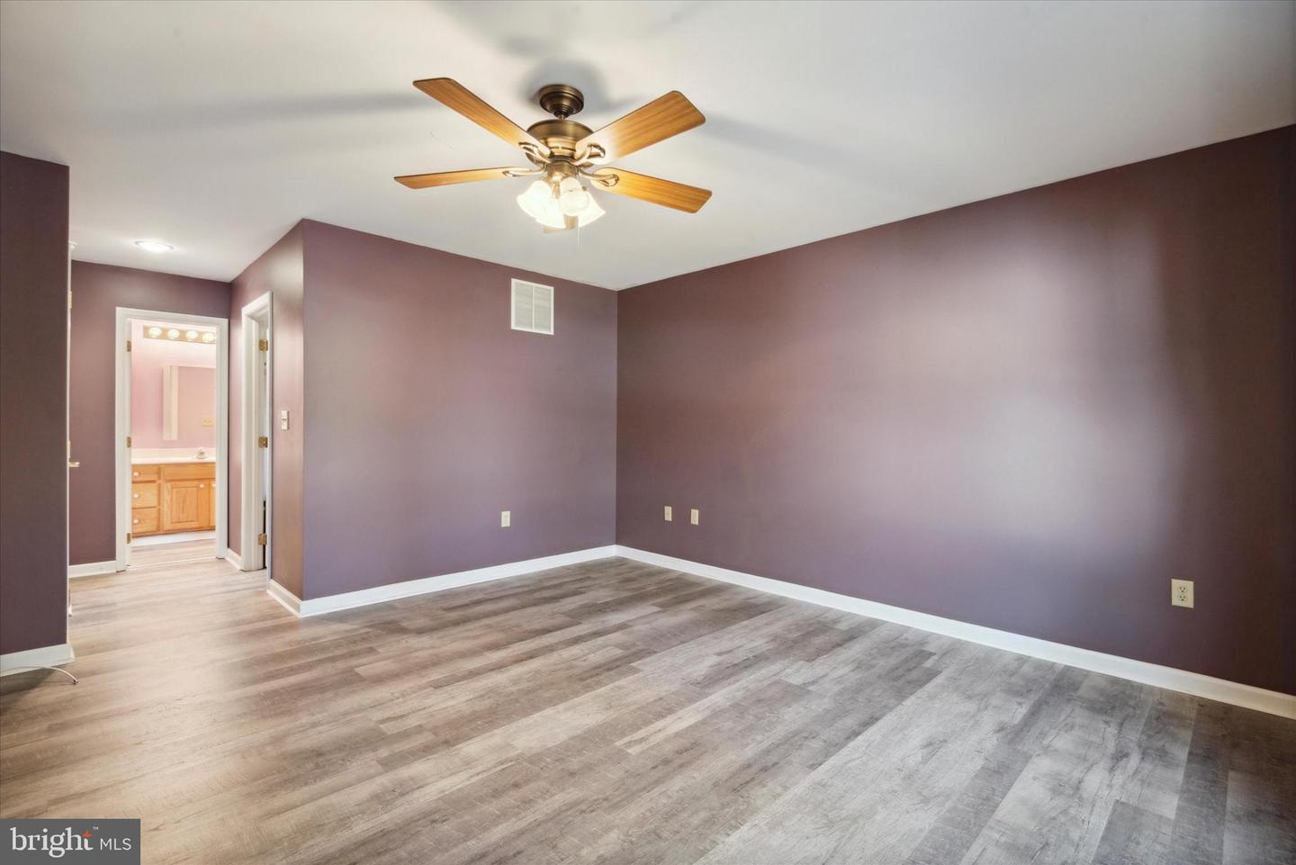 1608 Lake Ave