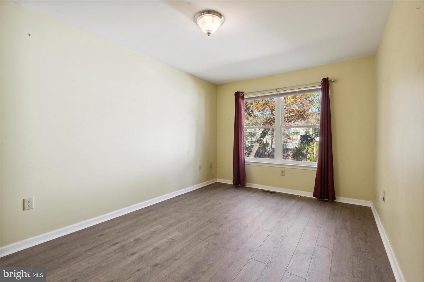 1608 Lake Ave