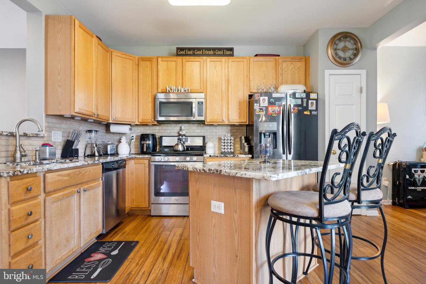 75 Colts Neck Dr