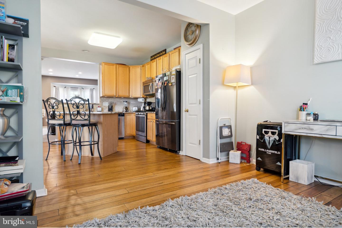 75 Colts Neck Dr