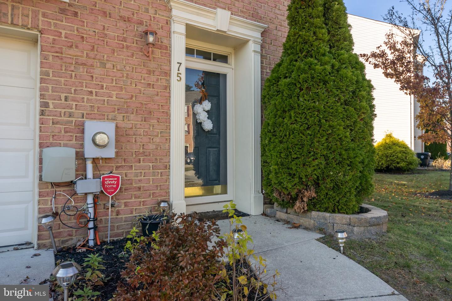 75 Colts Neck Dr