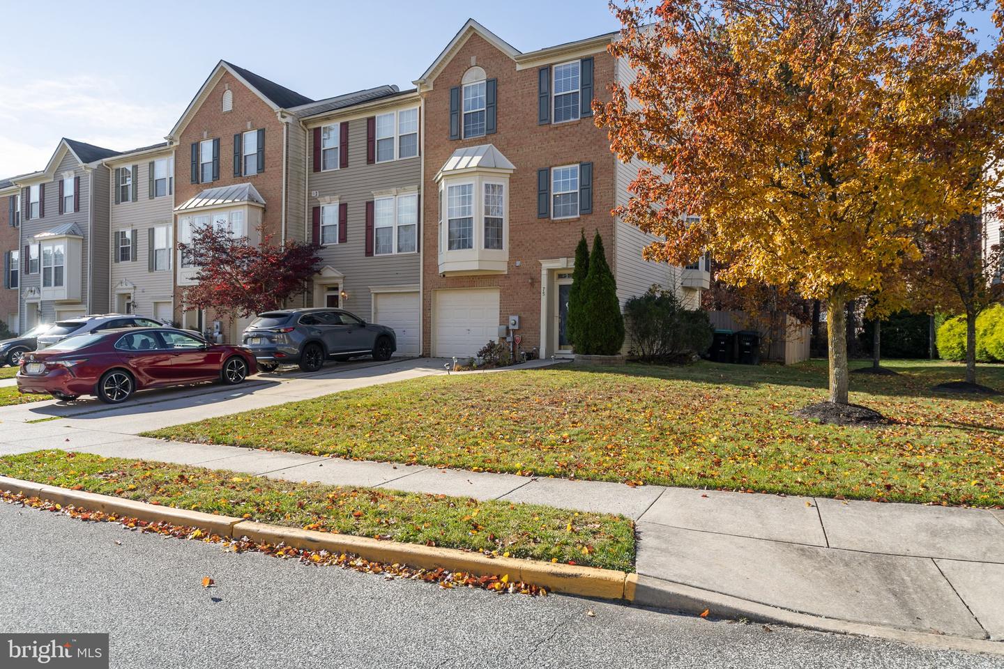75 Colts Neck Dr