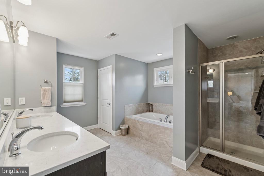 103 Presidential Dr