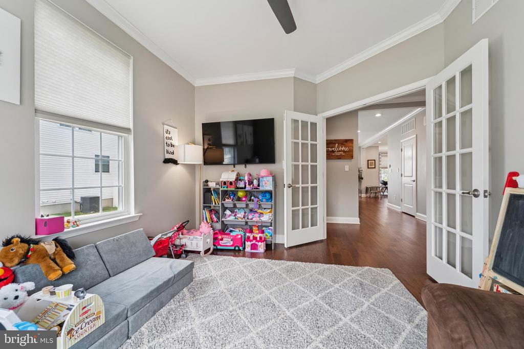 103 Presidential Dr