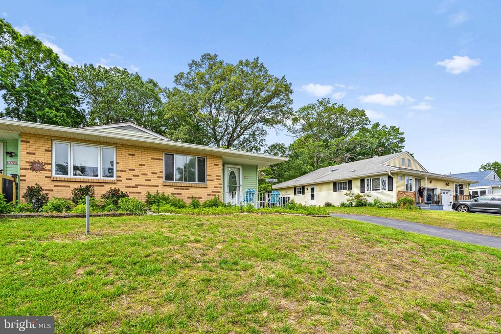 151 Elmtowne Blvd