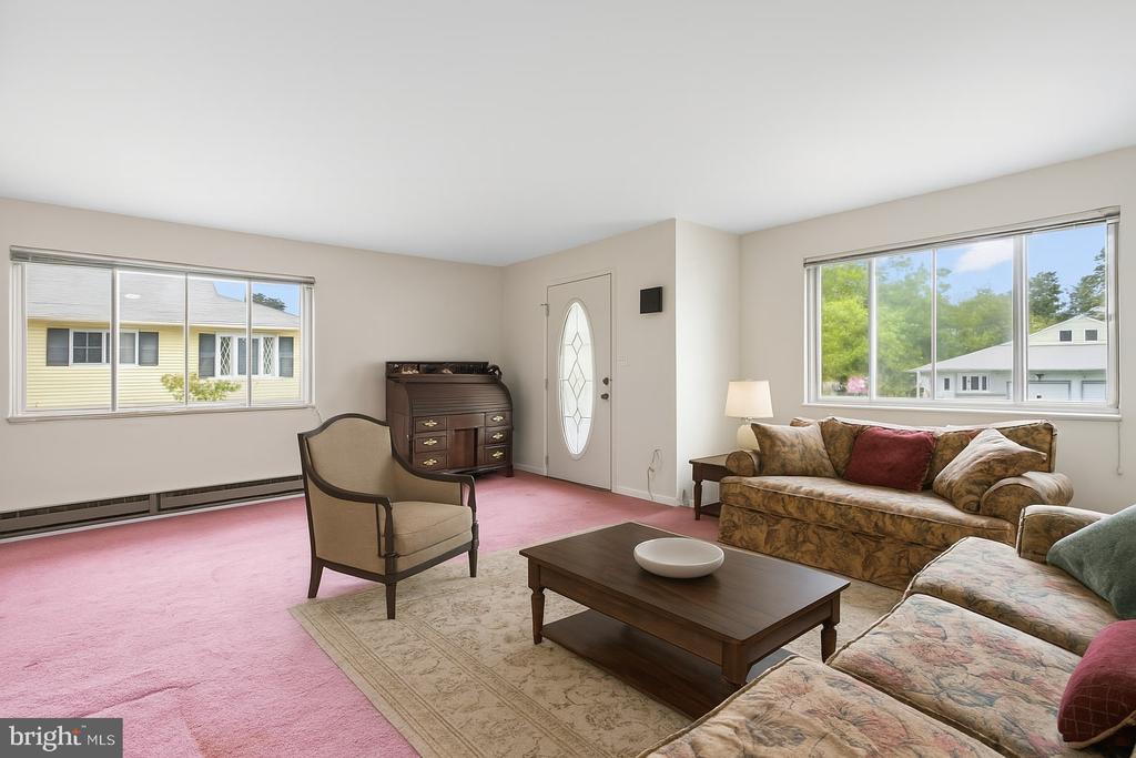 151 Elmtowne Blvd