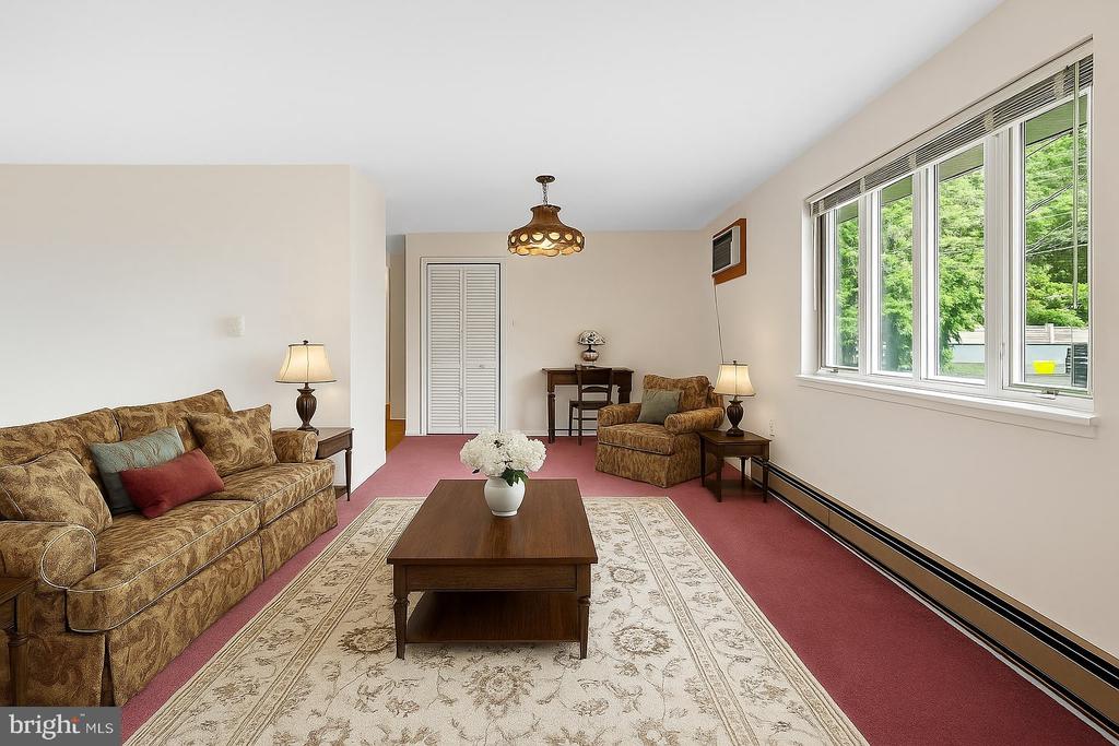 151 Elmtowne Blvd
