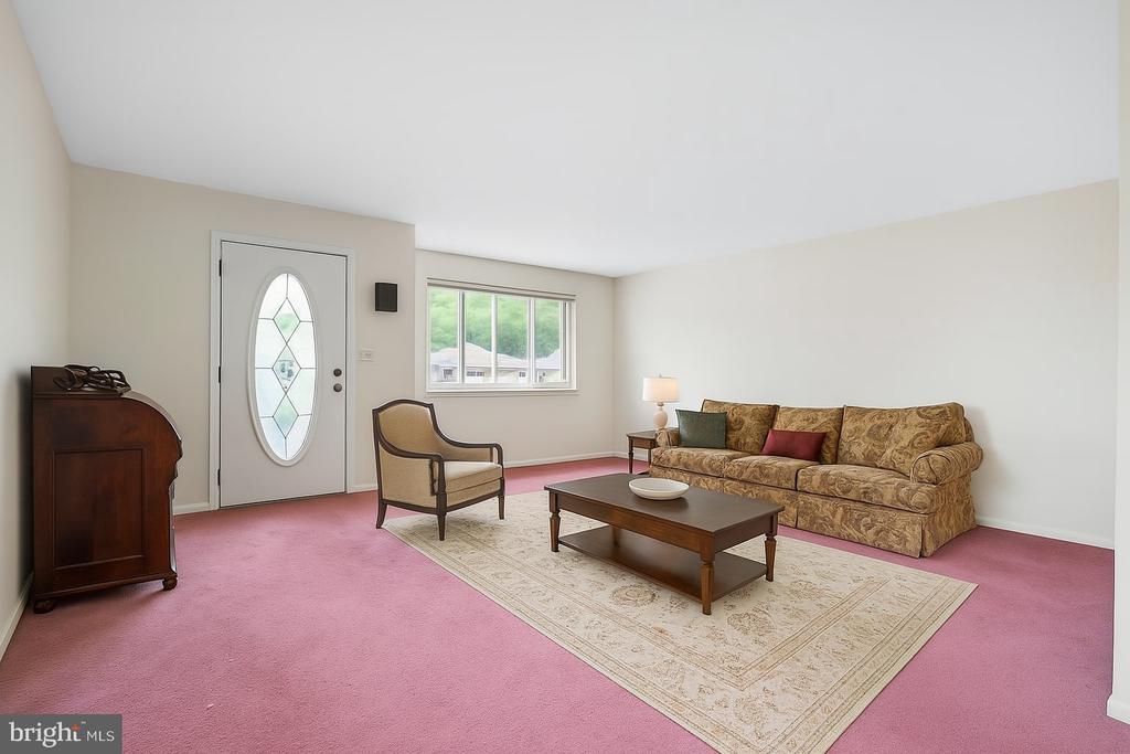 151 Elmtowne Blvd
