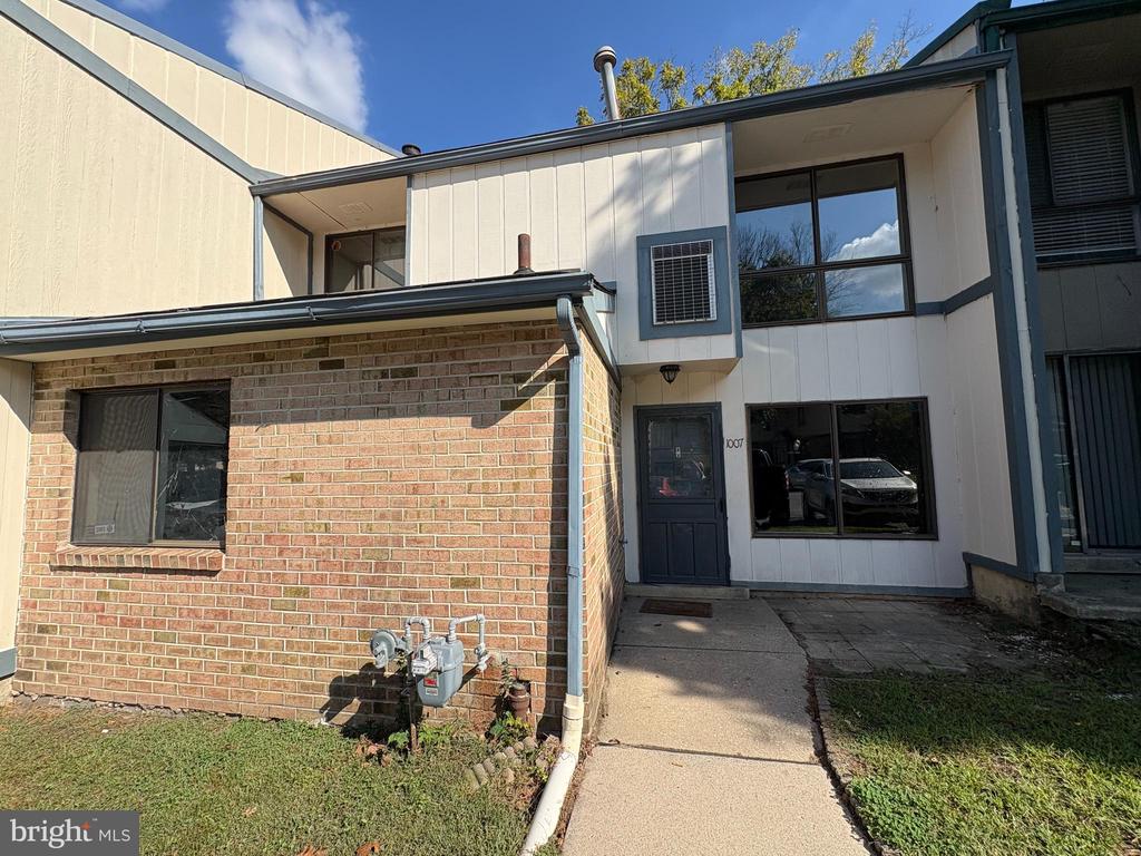 1007 TIMBER CREEK ROAD