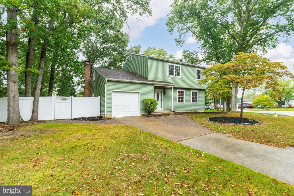 22 MILLS DRIVE