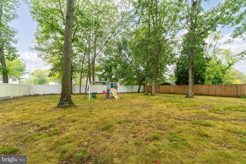 22 MILLS DRIVE