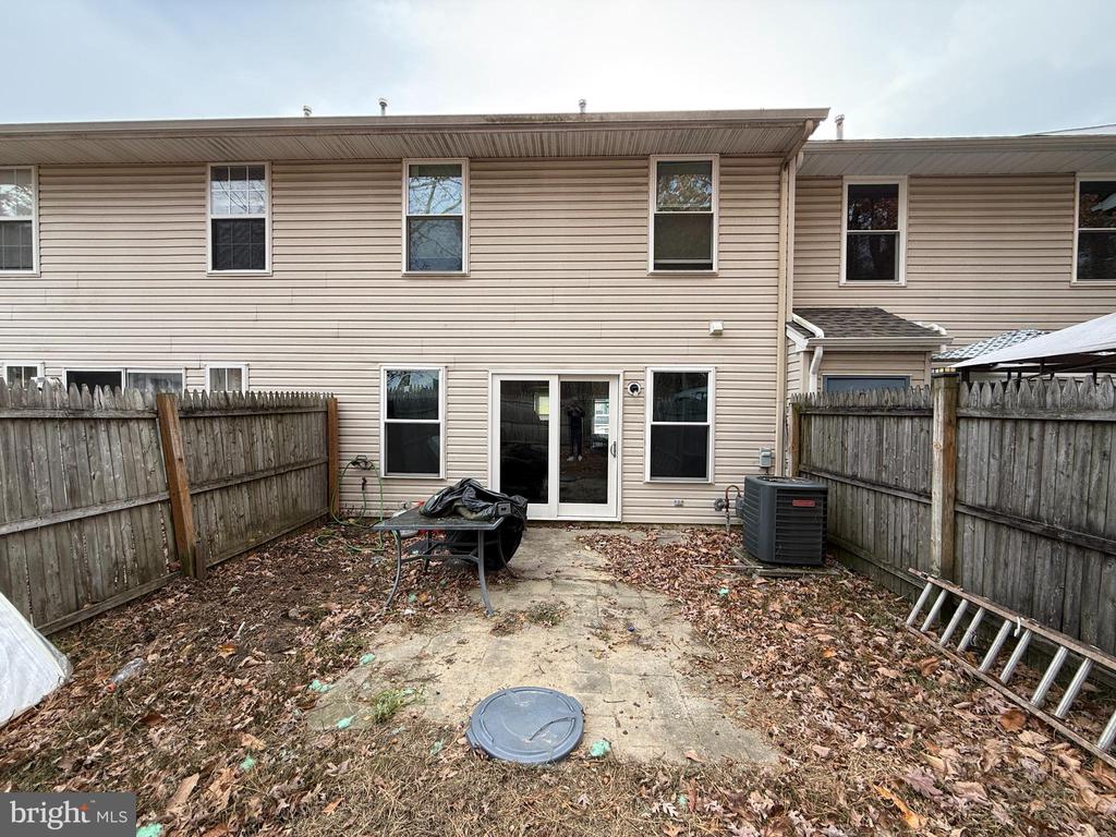 93 GRANT LANE
