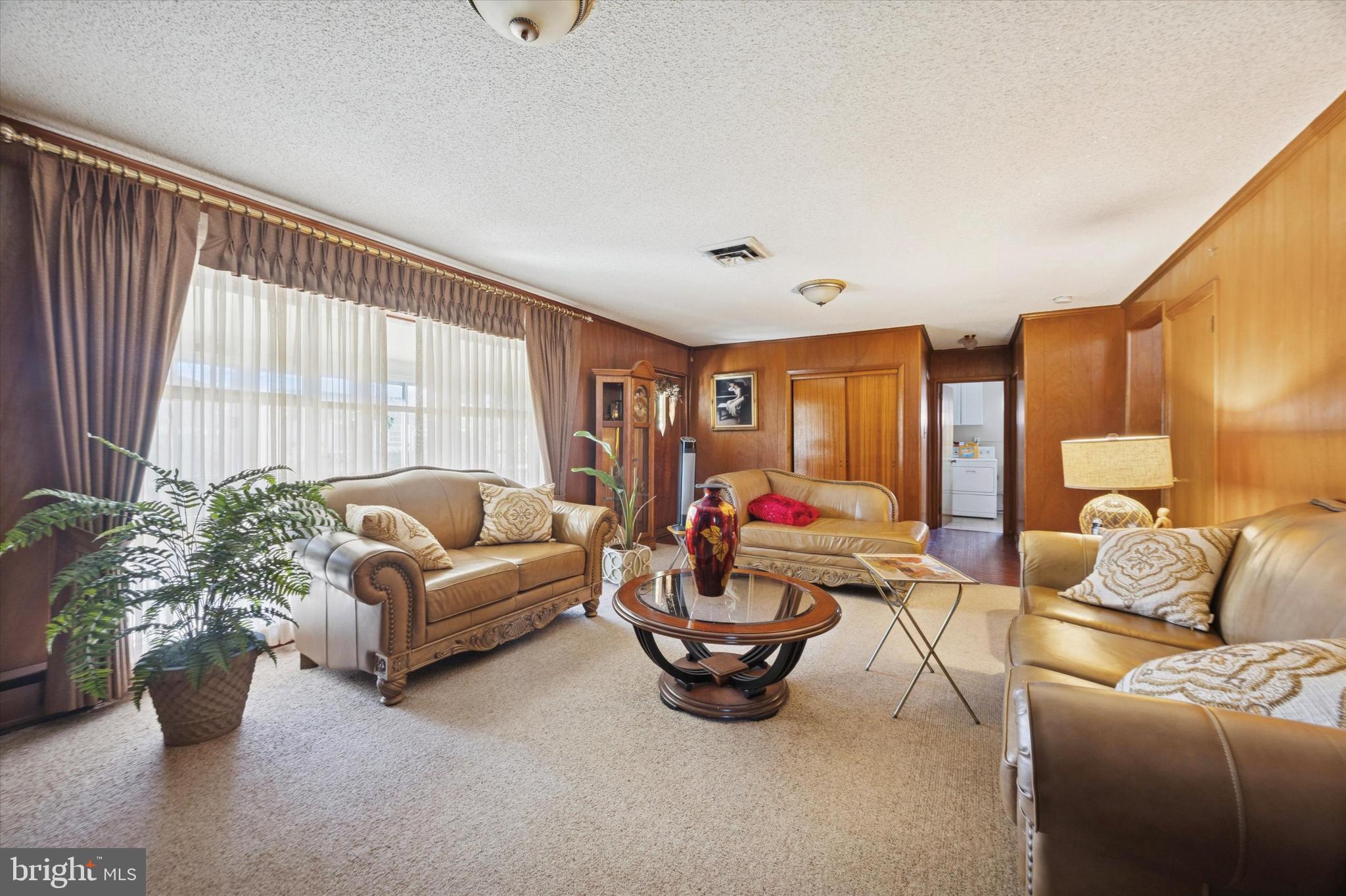 4434 HOMESTEAD AVENUE