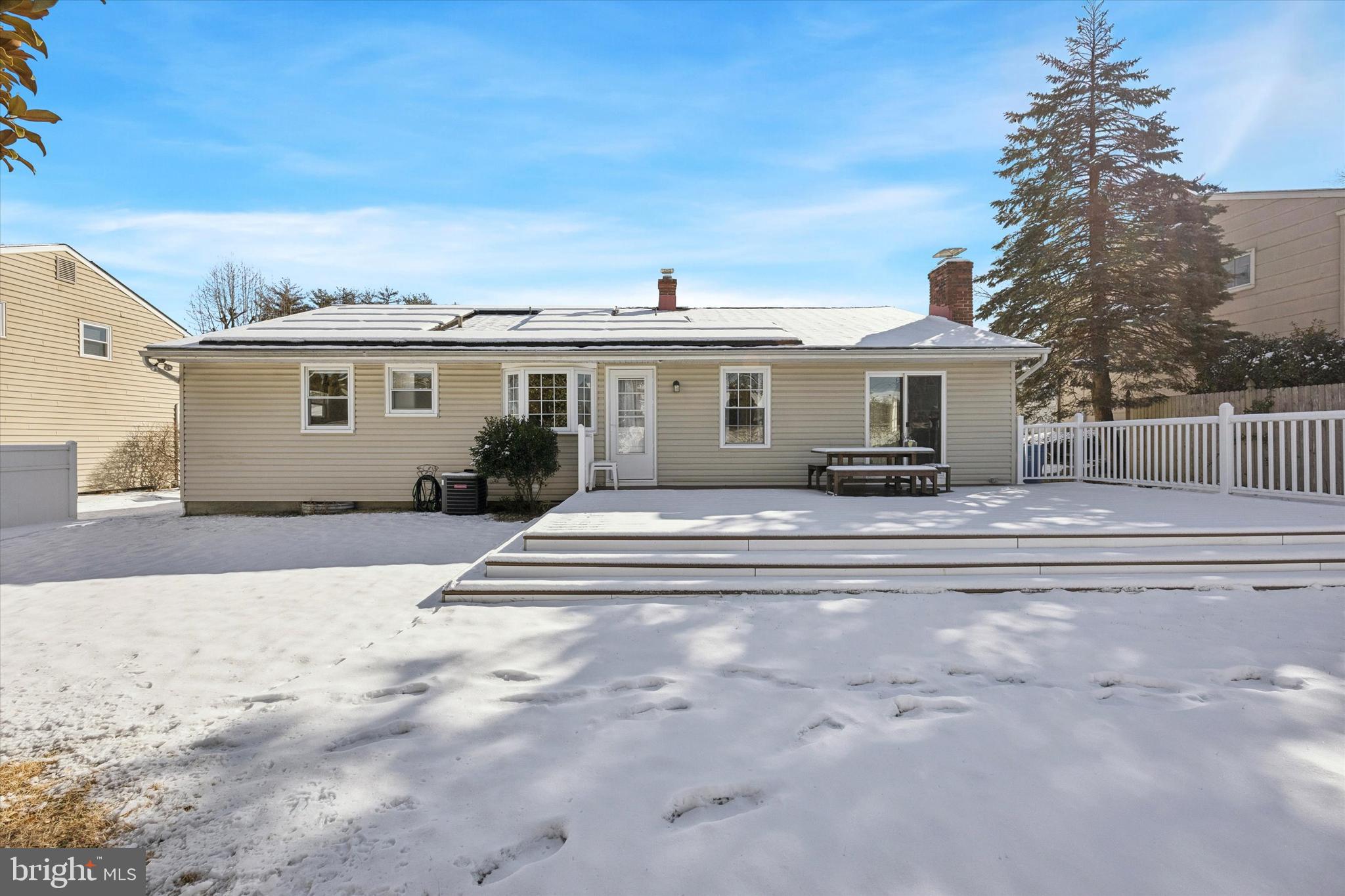 318 BRENTWOOD AVENUE