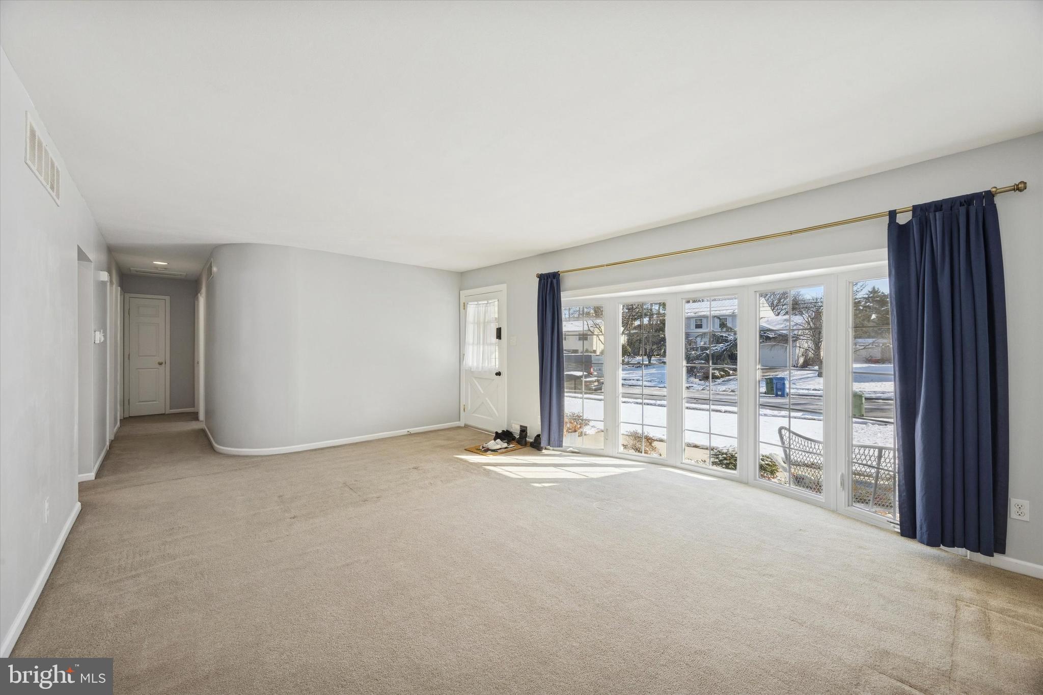 318 BRENTWOOD AVENUE