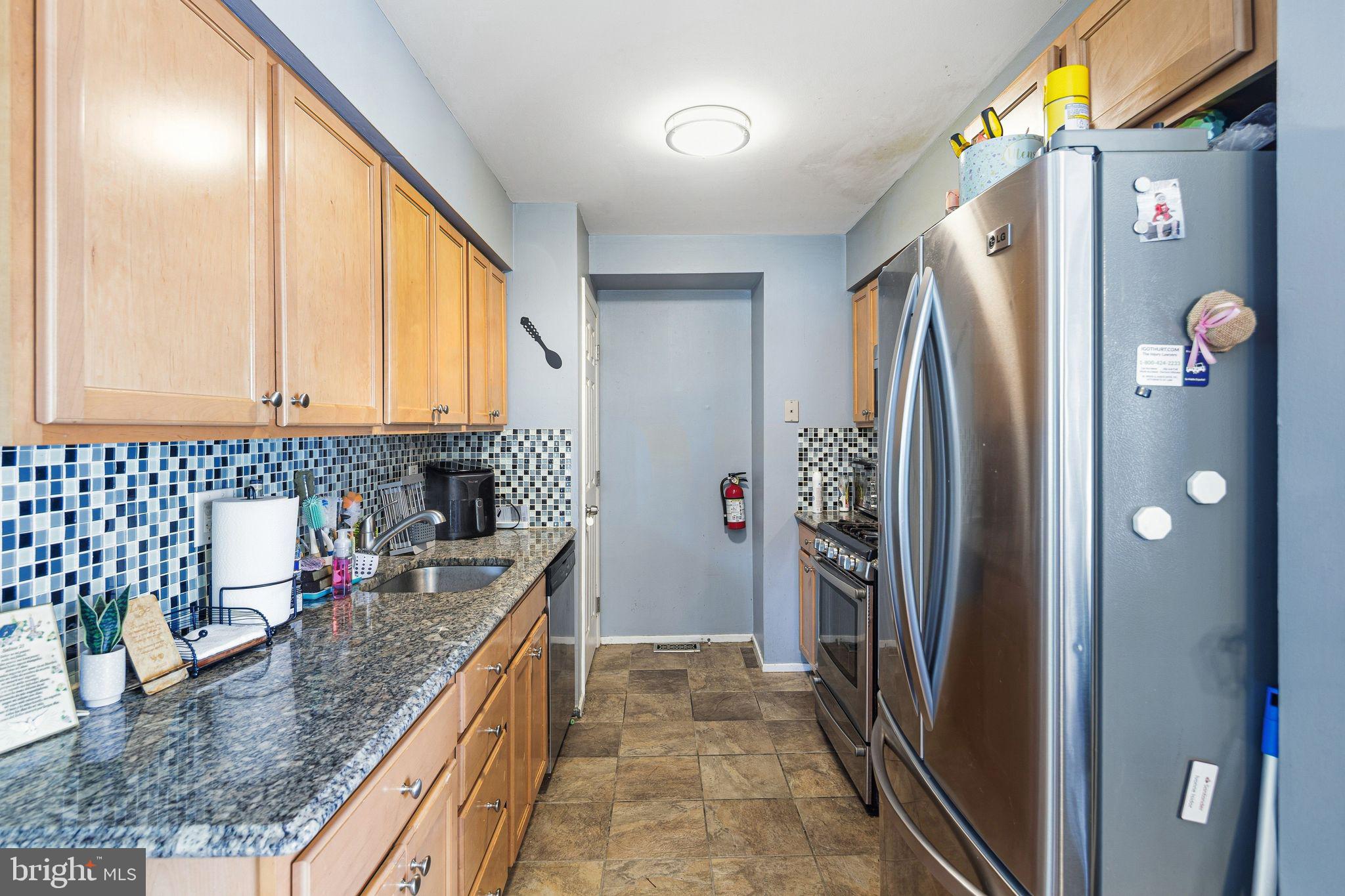 4 FAIRWAY BOULEVARD
