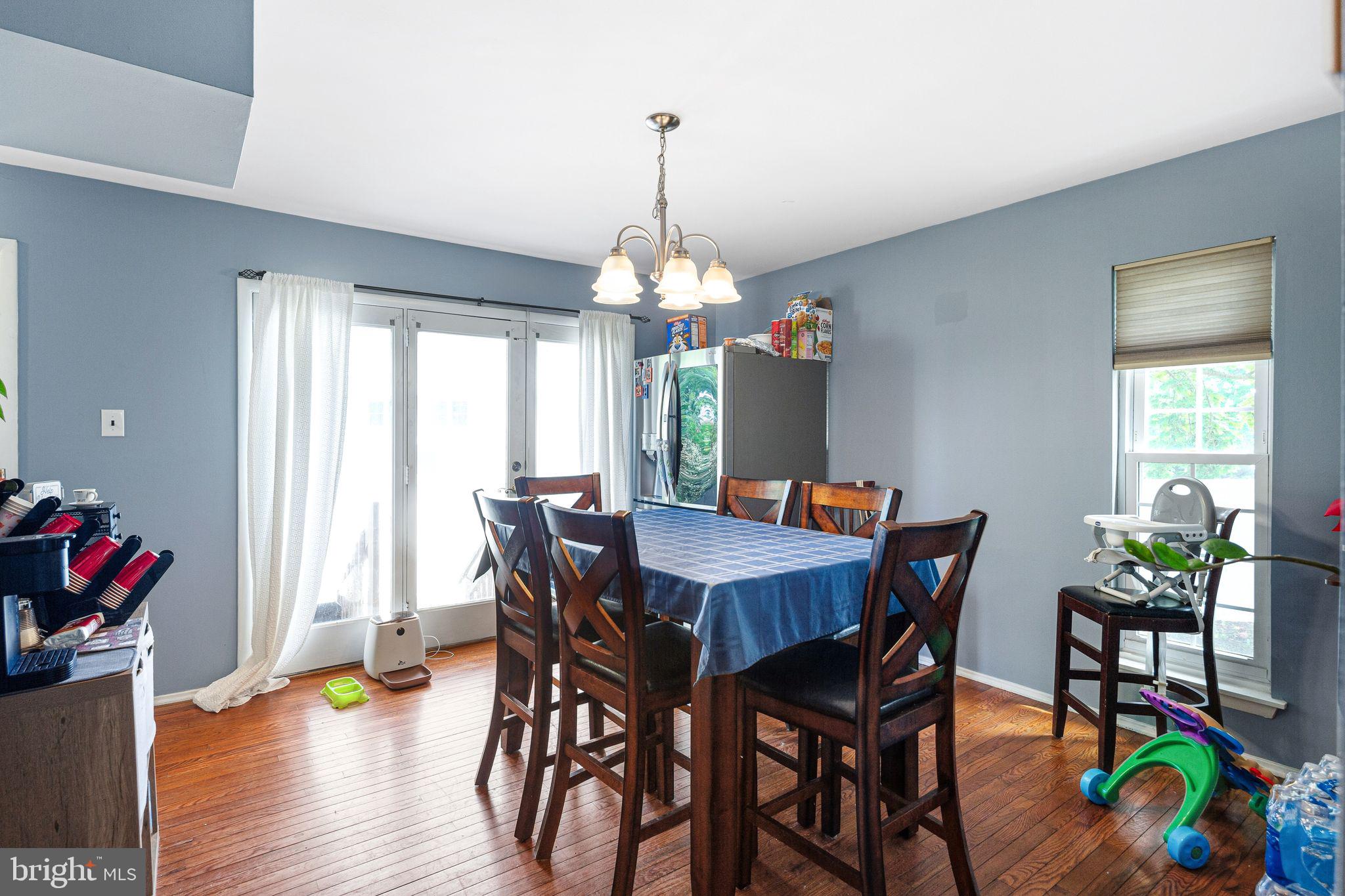 4 FAIRWAY BOULEVARD