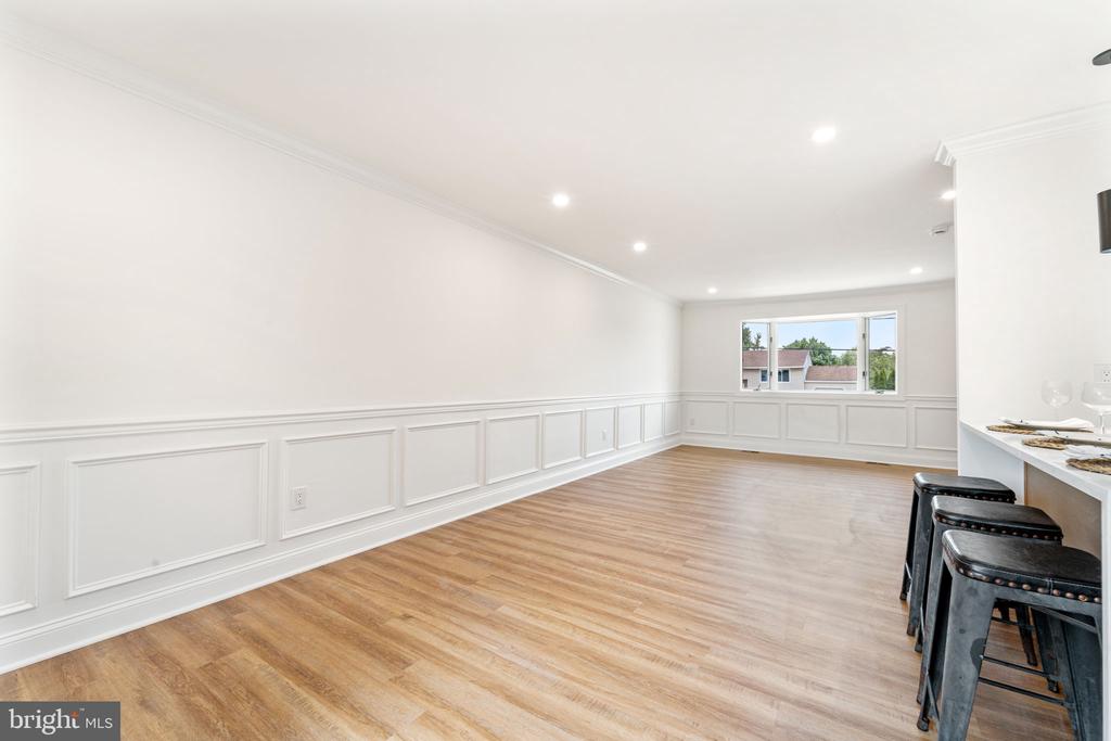 213 HOBART DRIVE
